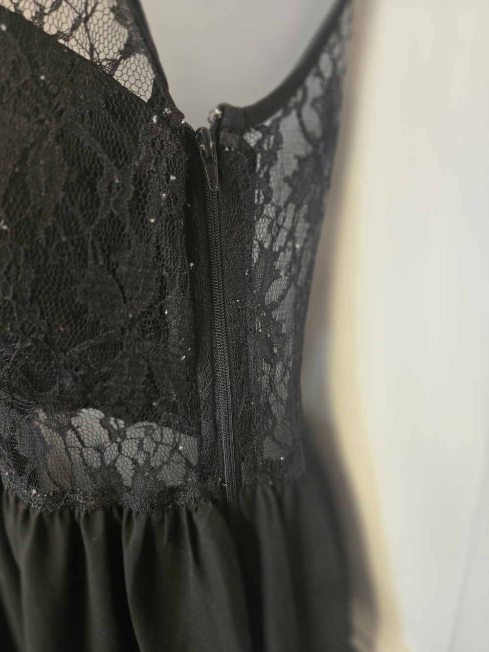 Black Lace Overlay High-Low Dress - Picture 6 of 16